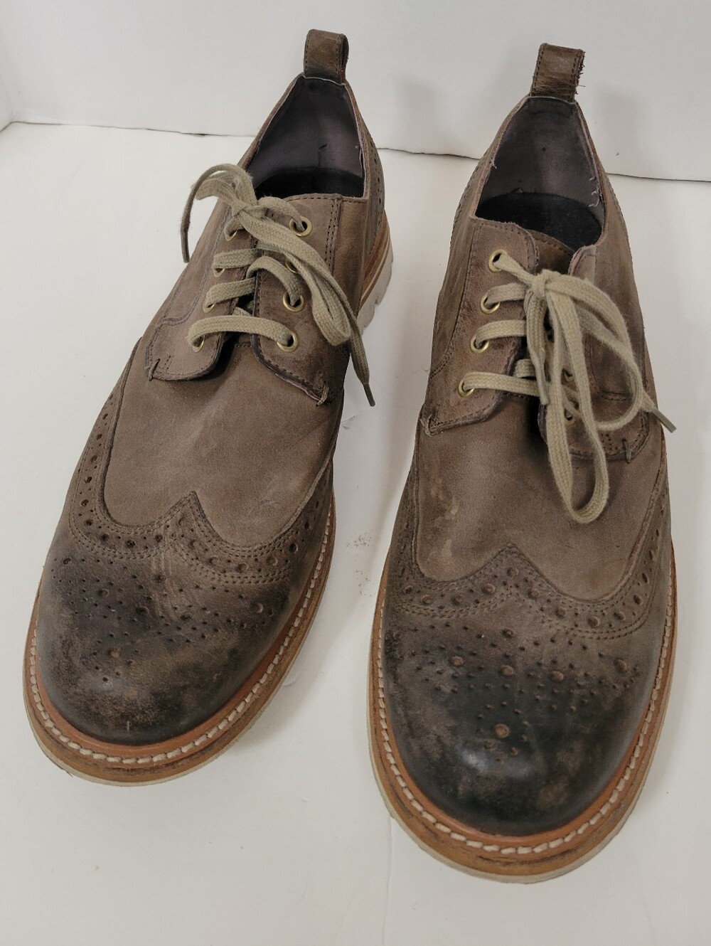 John Varvatos Dress Shoes Men’s size 10 Townsend Brown Leather Wingtip Casual